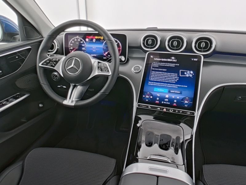 Mercedes-Benz C 200 2025