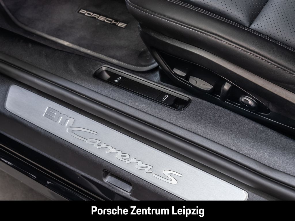 Porsche 992 2025