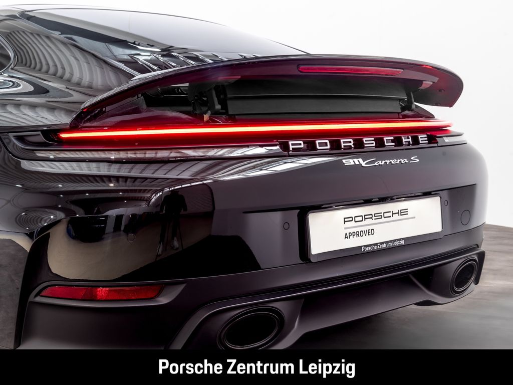 Porsche 992 2025
