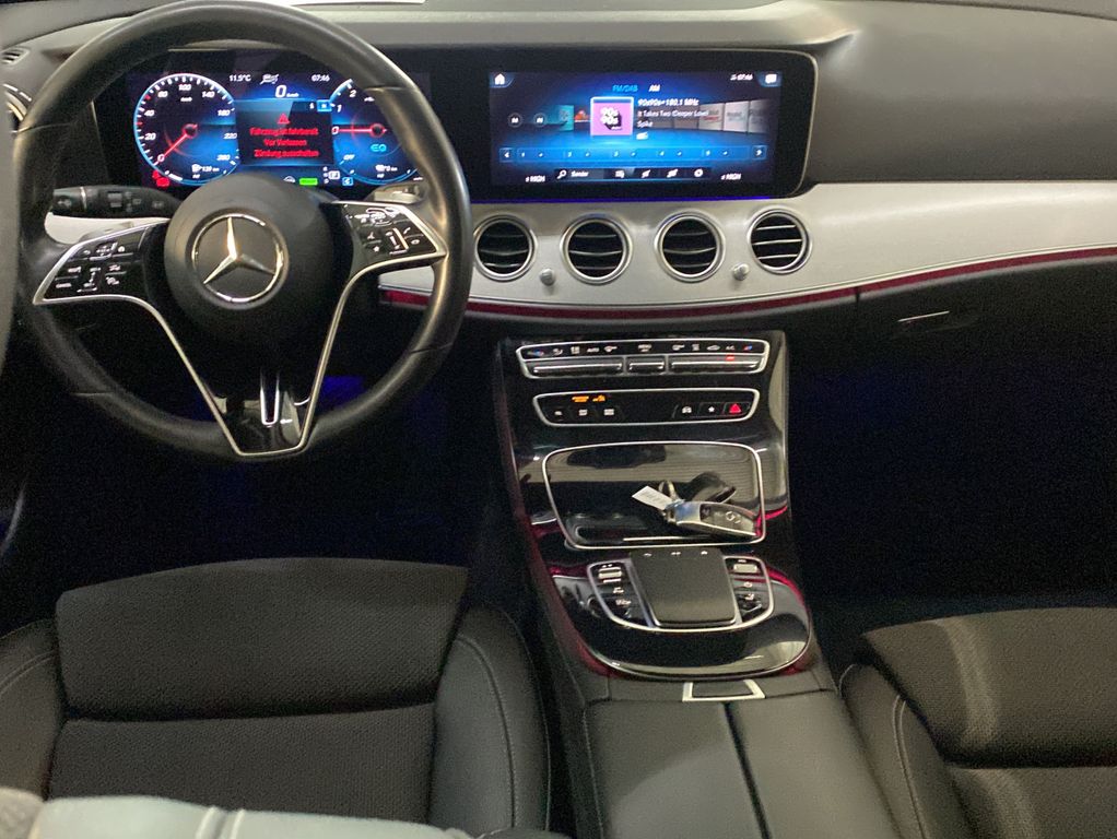 Mercedes-Benz E 300 2021