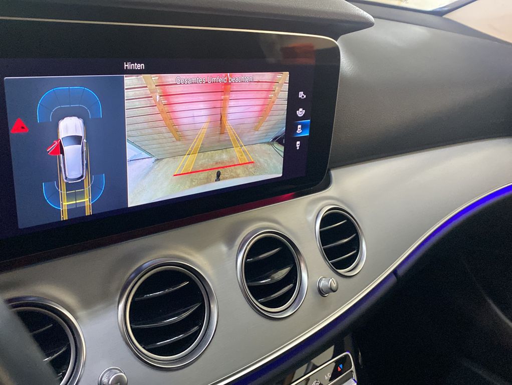 Mercedes-Benz E 300 2021