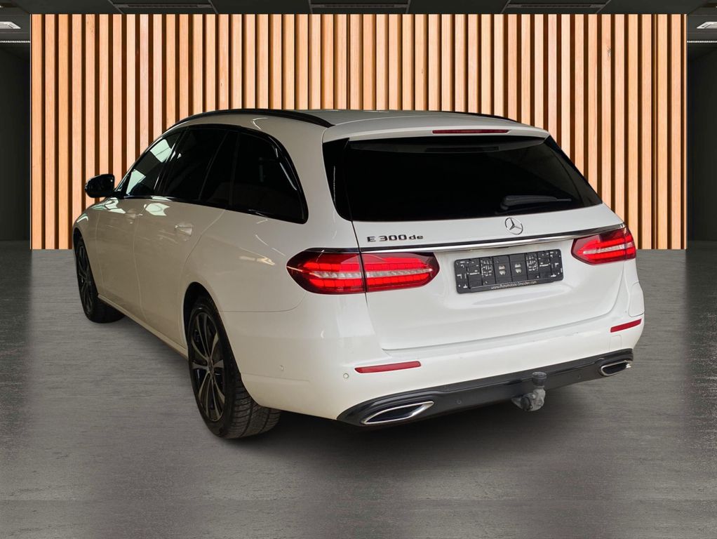 Mercedes-Benz E 300 2021