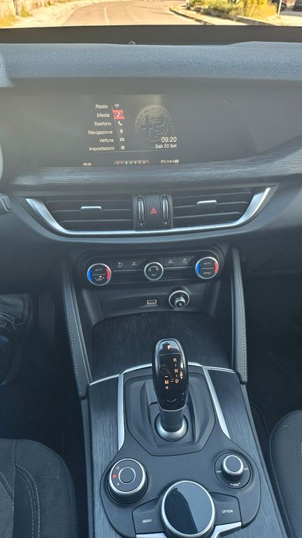 Alfa Romeo Stelvio 2020