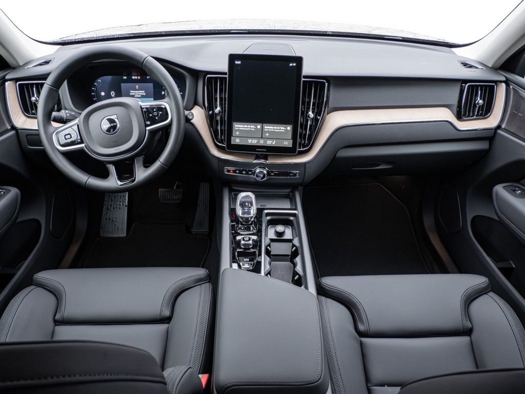 Volvo XC60 2025