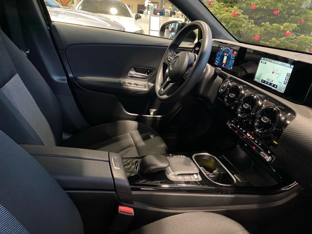 Mercedes-Benz A 180 2022