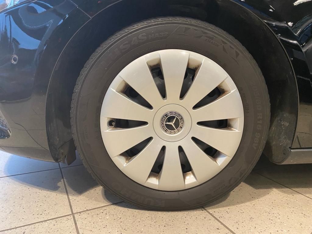 Mercedes-Benz A 180 2022