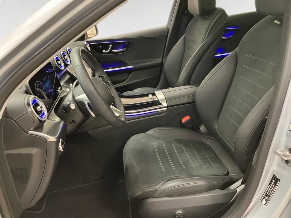 Mercedes-Benz C 300 2025