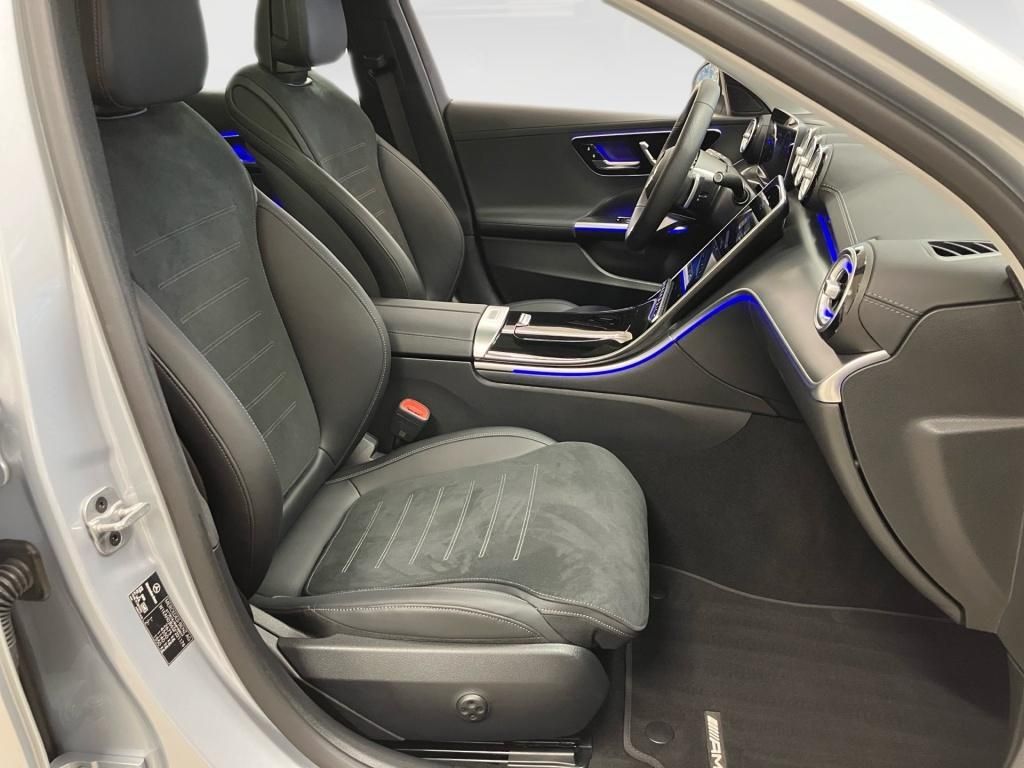 Mercedes-Benz C 300 2025