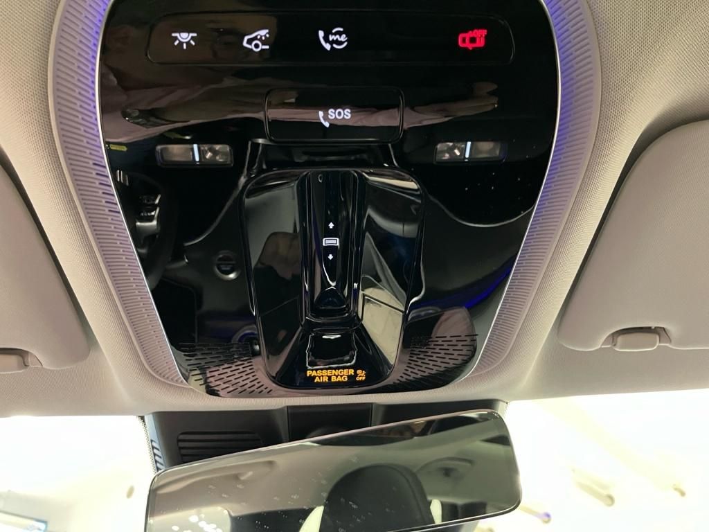 Mercedes-Benz C 300 2025