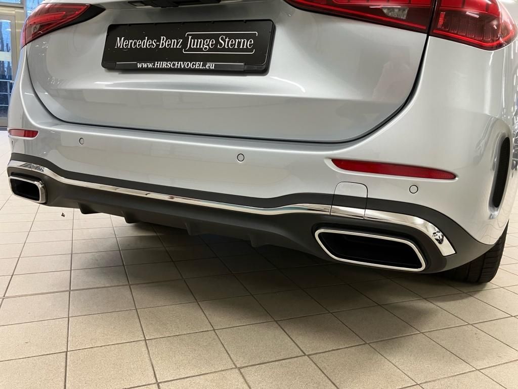 Mercedes-Benz C 300 2025