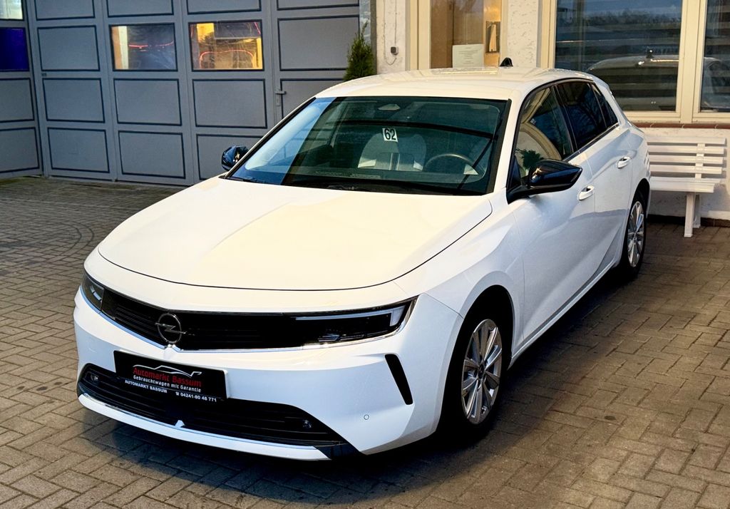 Opel Astra 2023