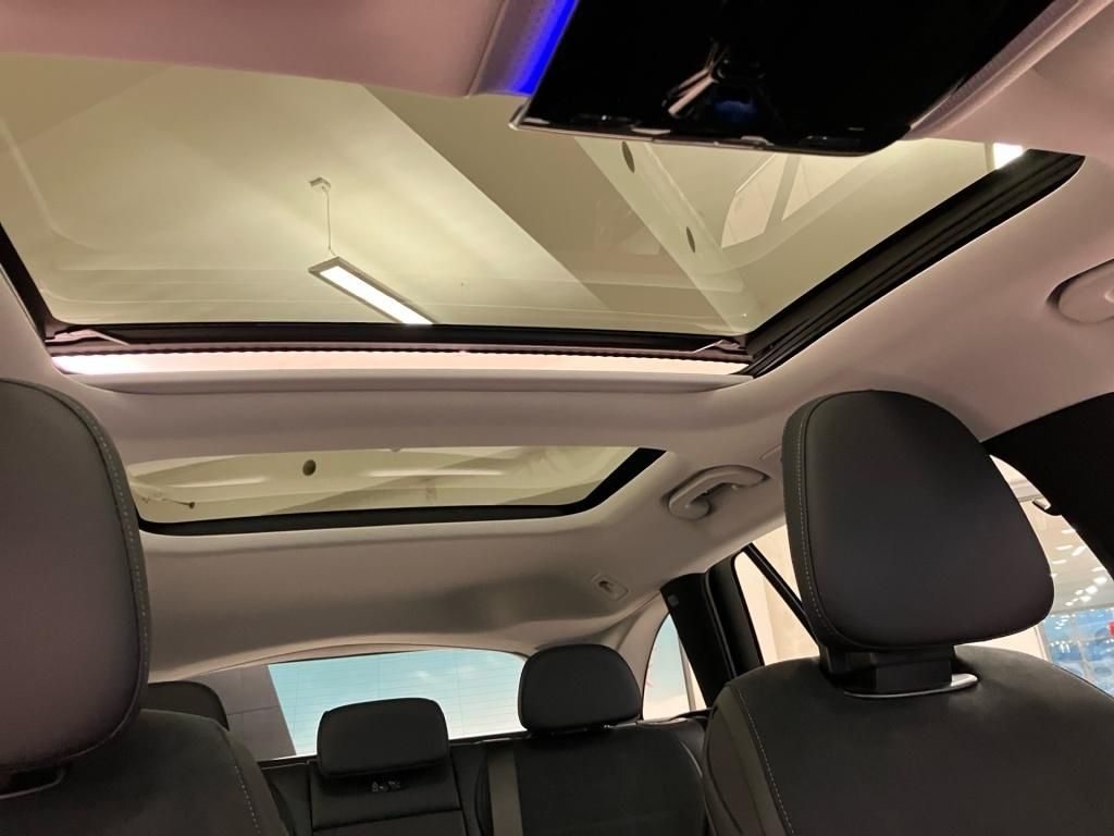 Mercedes-Benz C 300 2025