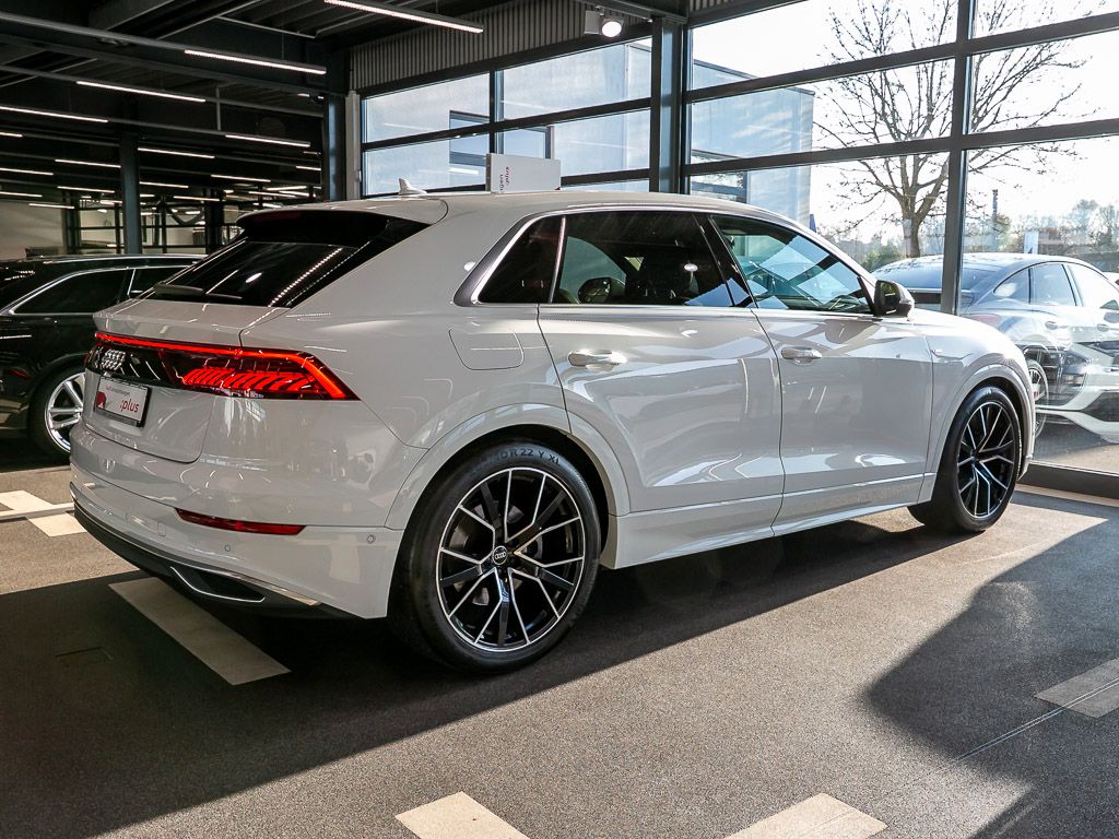 Audi Q8 2022