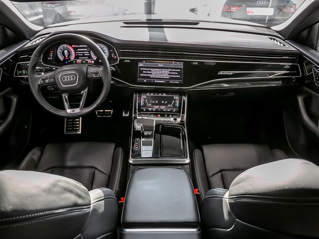 Audi Q8 2022