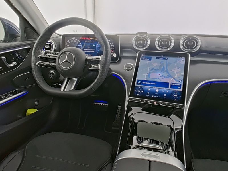 Mercedes-Benz C 300 2025