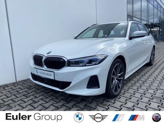 BMW 330 2022
