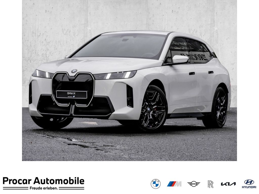 BMW iX