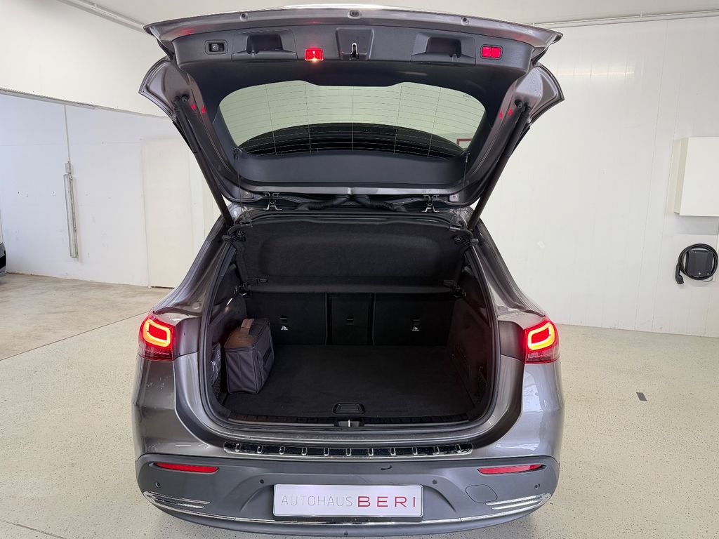 Mercedes-Benz EQA 2021