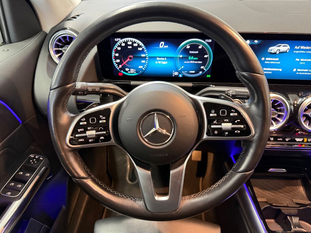 Mercedes-Benz EQA 2021
