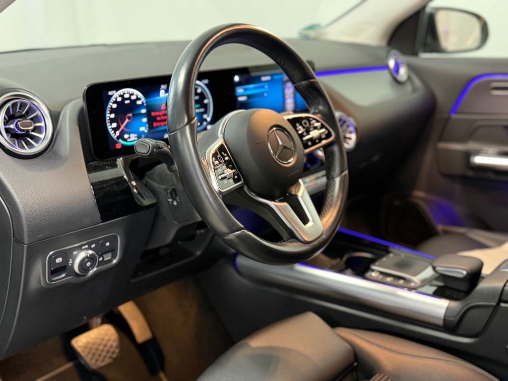 Mercedes-Benz EQA 2021