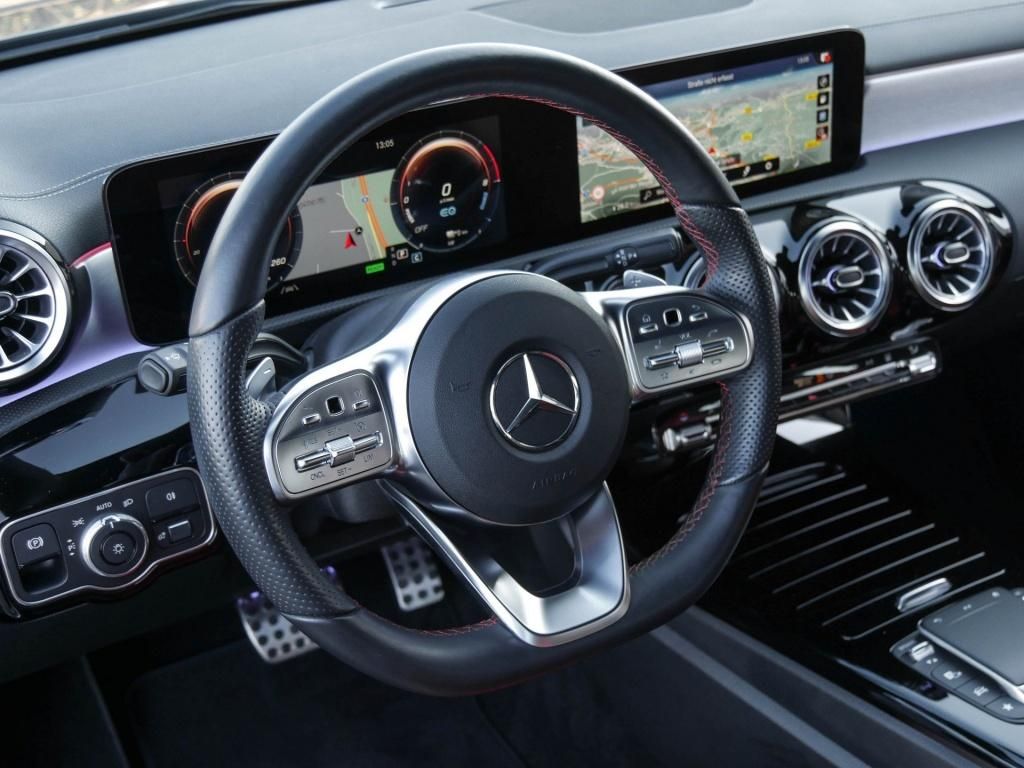 Mercedes-Benz A 250 2021