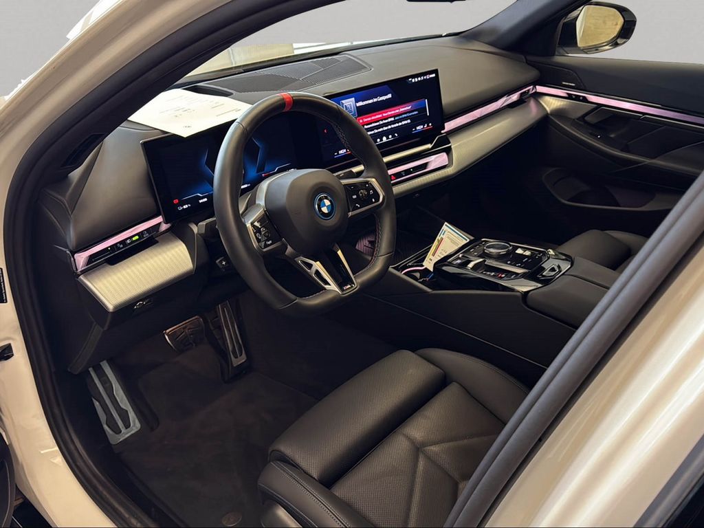 BMW i5 2023
