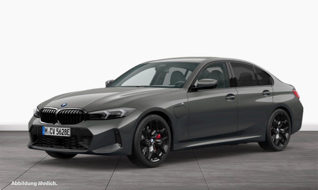 BMW 330 2025