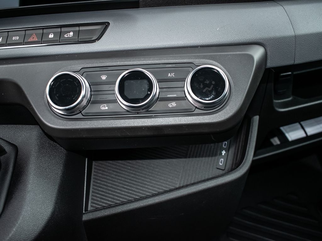 Nissan Interstar 2025