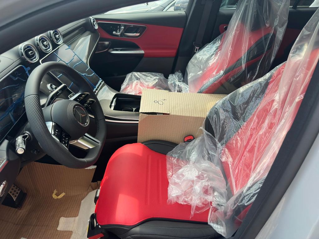 Mercedes-Benz GLC 300 2025