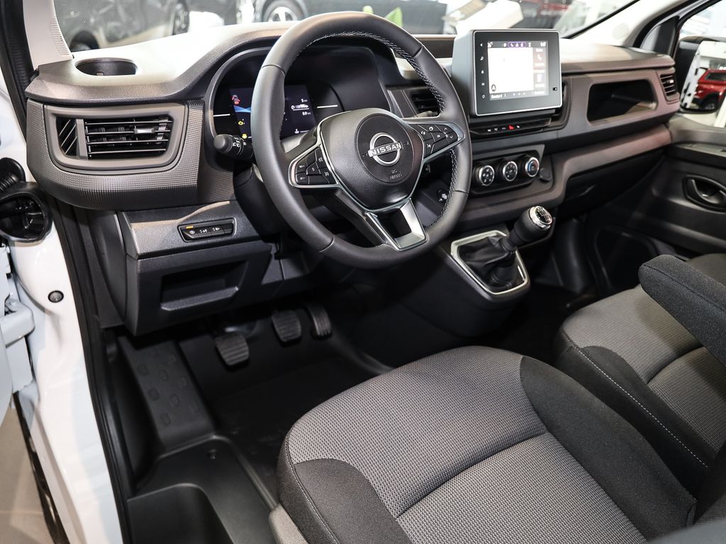 Nissan Primastar 2025