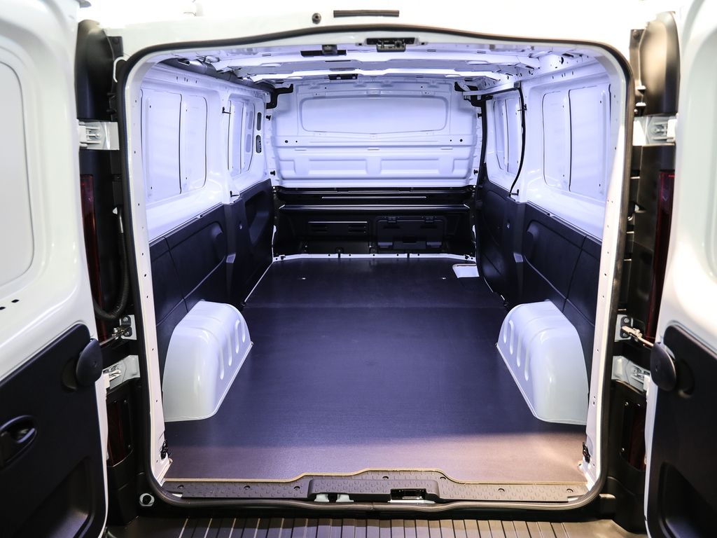 Nissan Primastar 2025