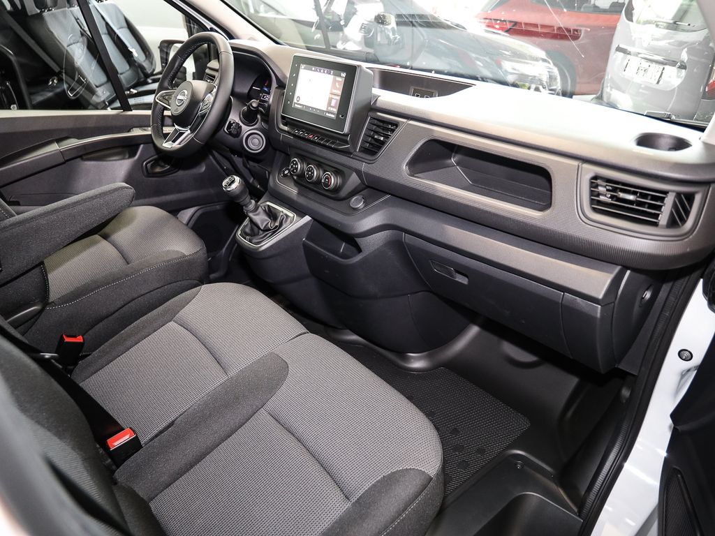 Nissan Primastar 2025