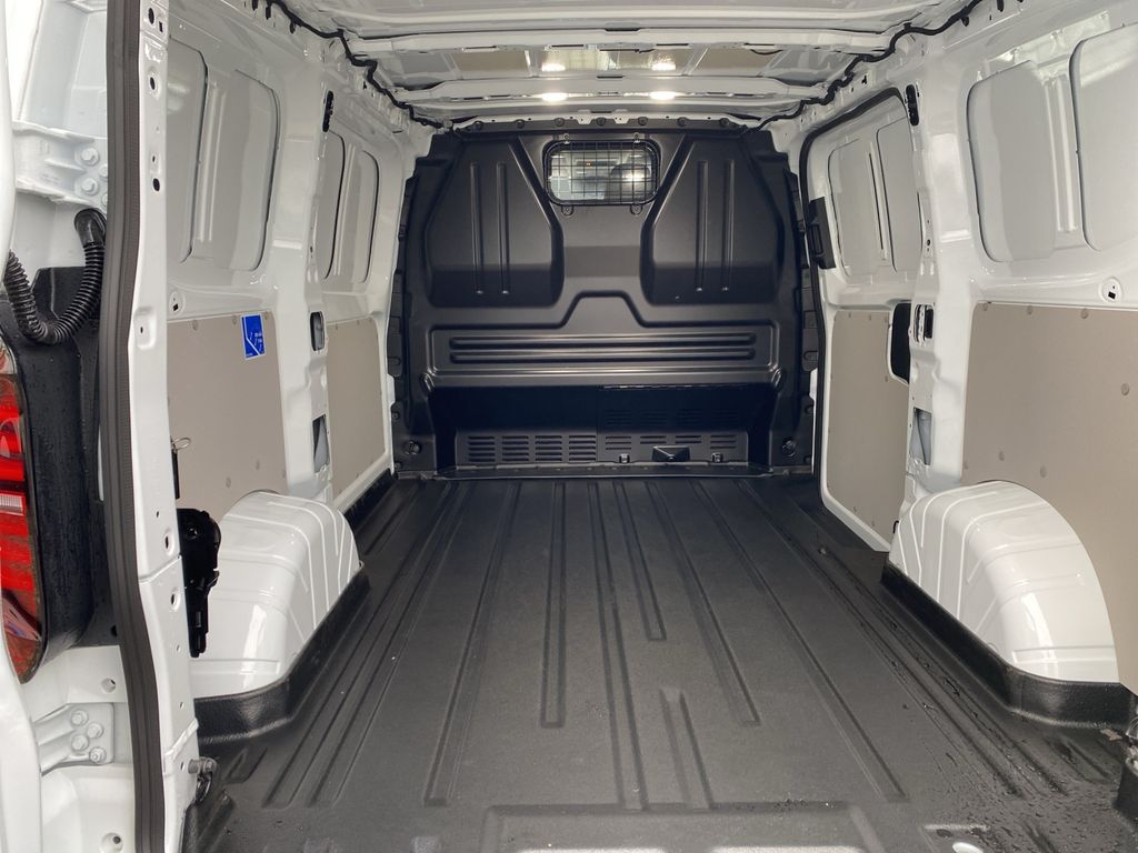 Volkswagen T7 Transporter 2025