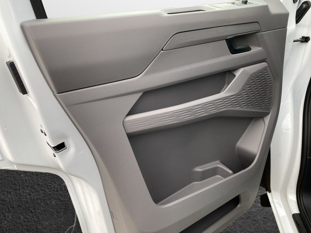 Volkswagen T7 Transporter 2025