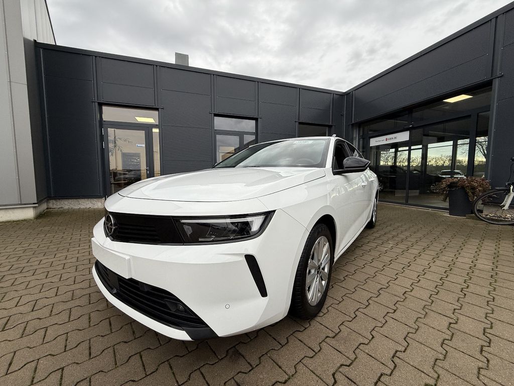 Opel Astra 2024