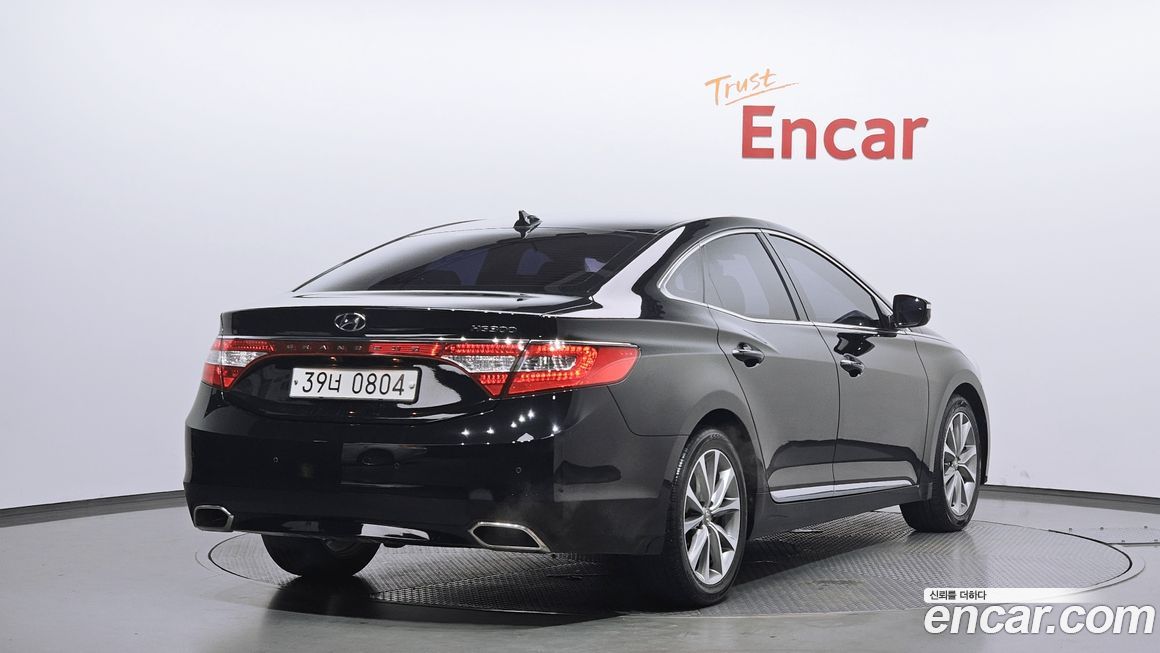 Hyundai Grandeur 2016