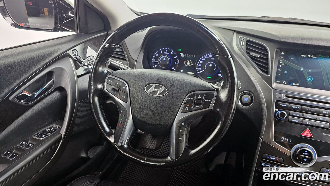 Hyundai Grandeur 2016