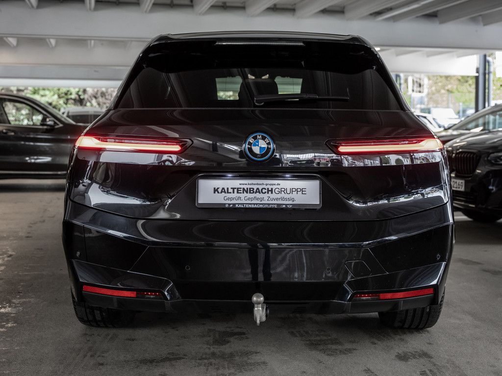 BMW iX 2023