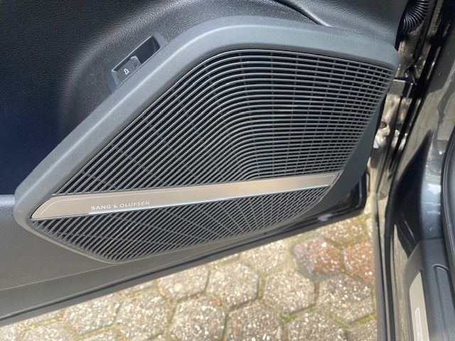 Audi SQ5 2023