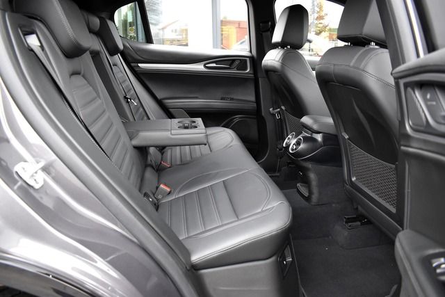 Alfa Romeo Stelvio 2024