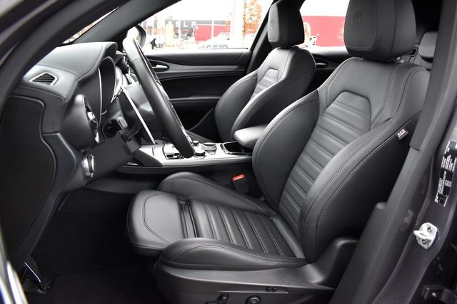 Alfa Romeo Stelvio 2024