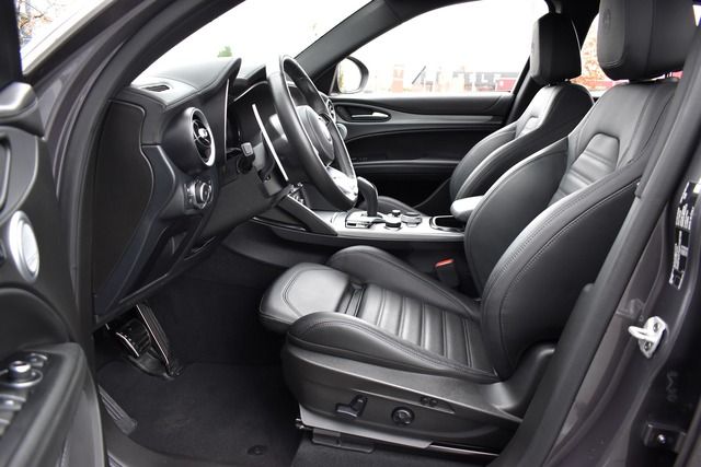 Alfa Romeo Stelvio 2024