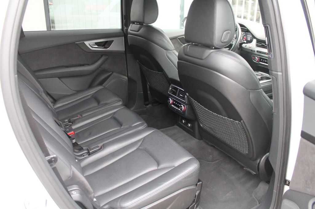 Audi SQ7 2018