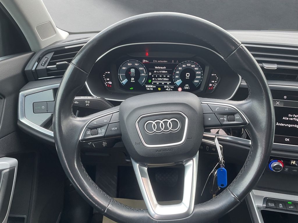 Audi Q3 2021