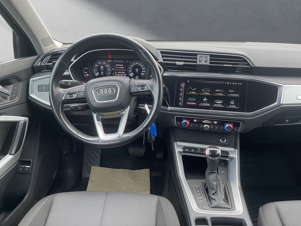 Audi Q3 2021