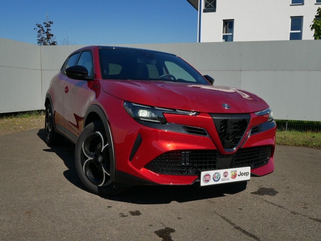 Alfa Romeo Junior 2025