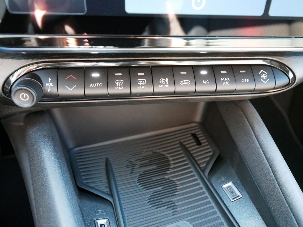 Alfa Romeo Junior 2025