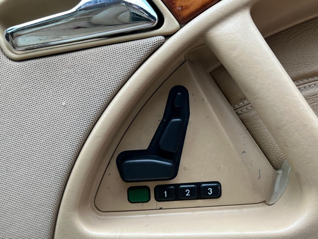 Mercedes-Benz SL 500 2001