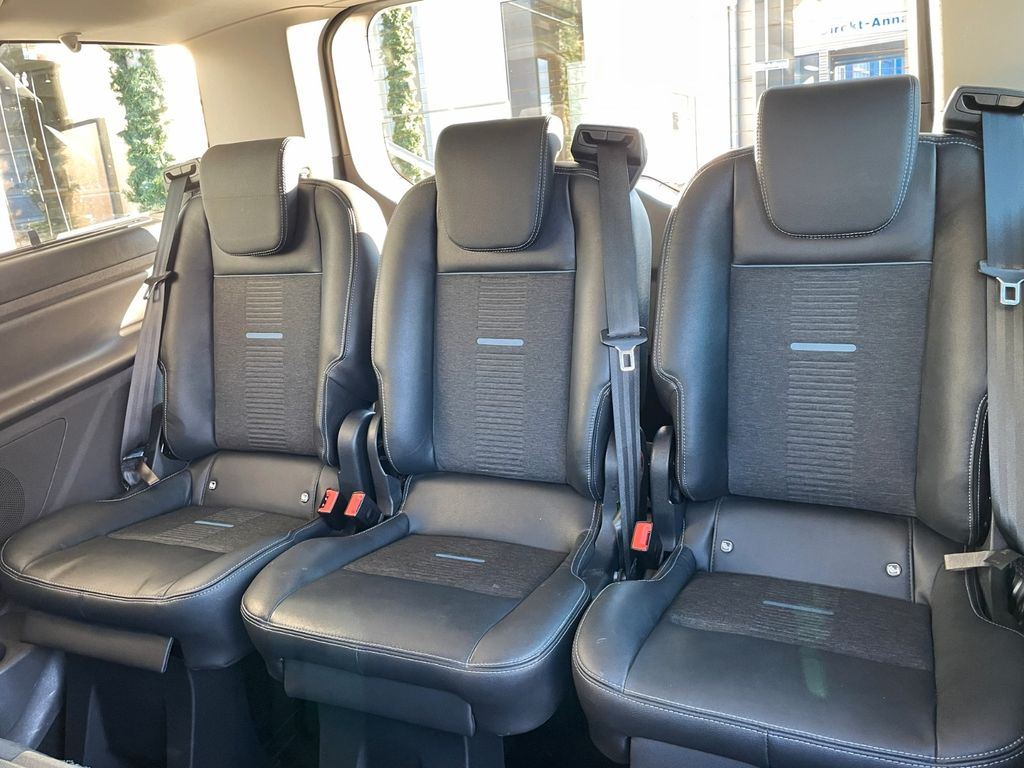 Ford Tourneo Custom 2022