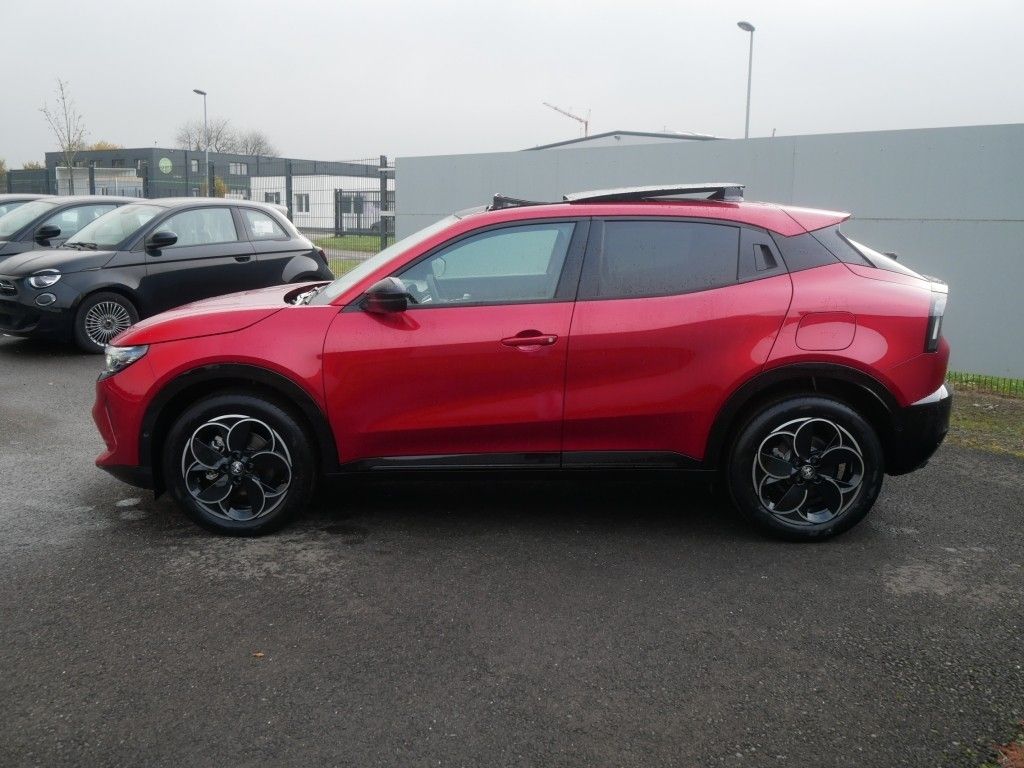 Alfa Romeo Junior 2025